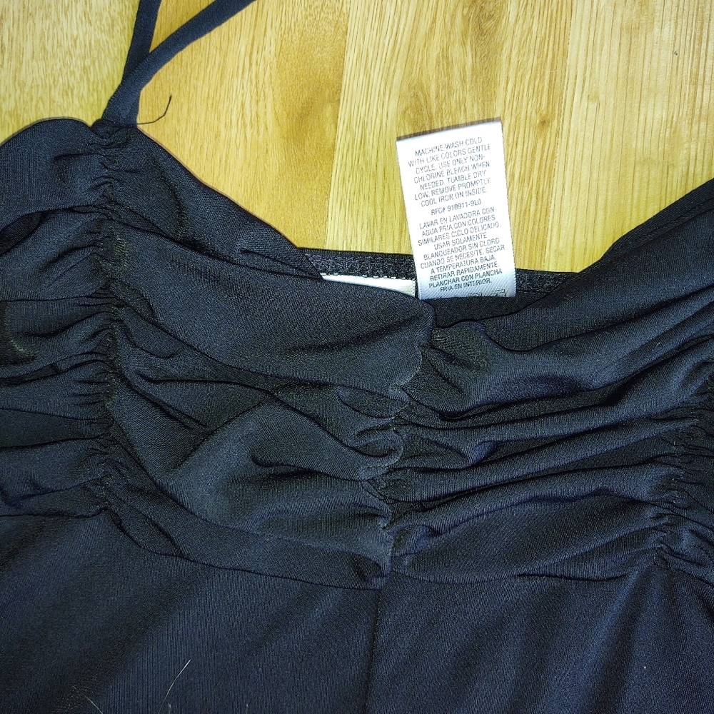 No Boundaries/NOBO flowy tank tops